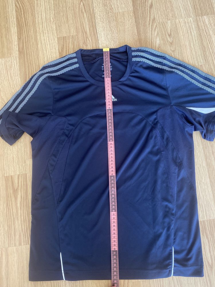 Спортивна футболка adidas
