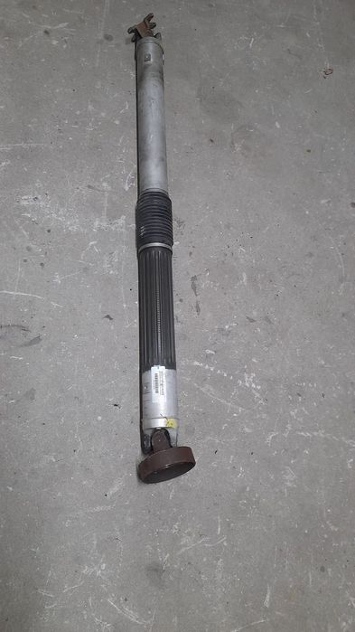 Jeep Grand Cherokee 3.7 wał napędowy