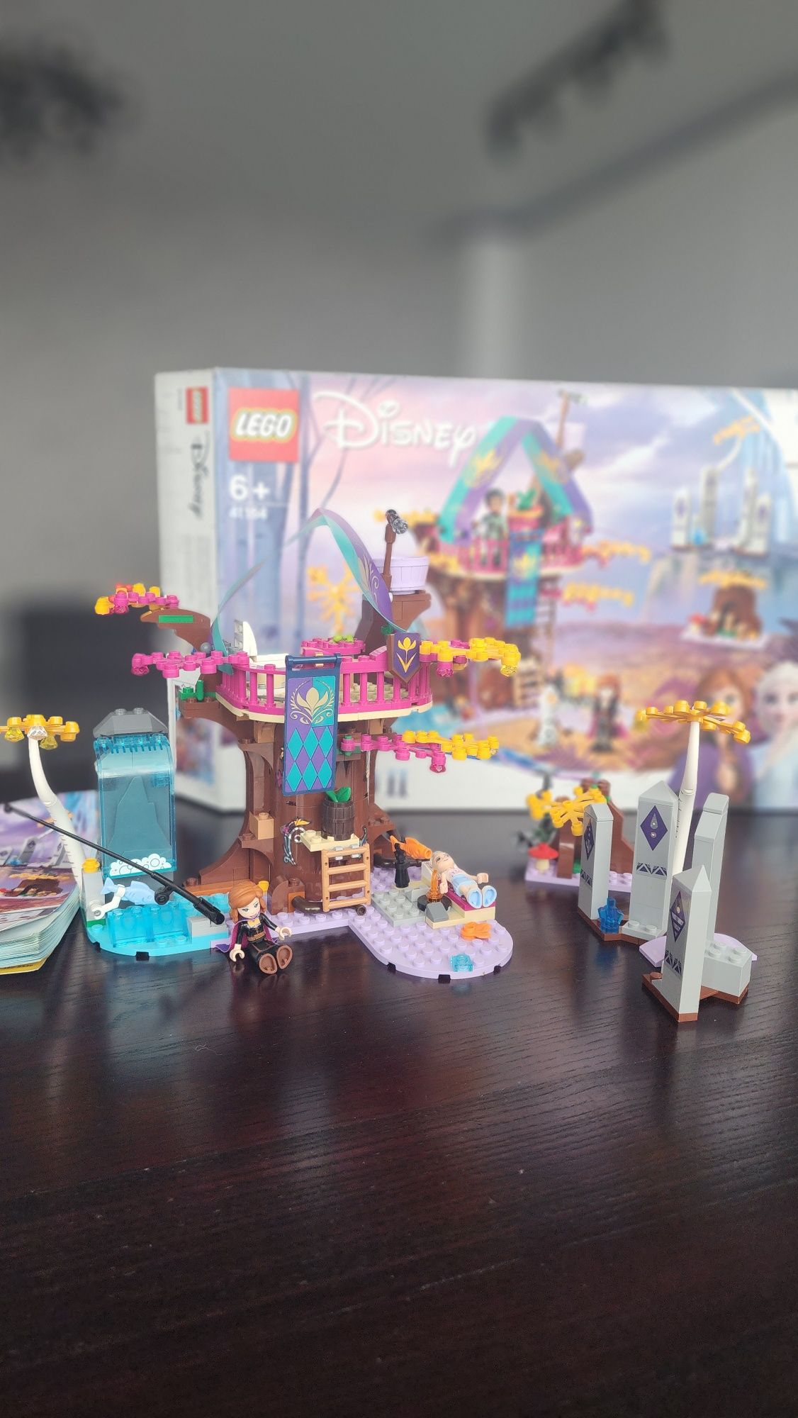 Lego Disney Заколдованный домик на дереве 41164