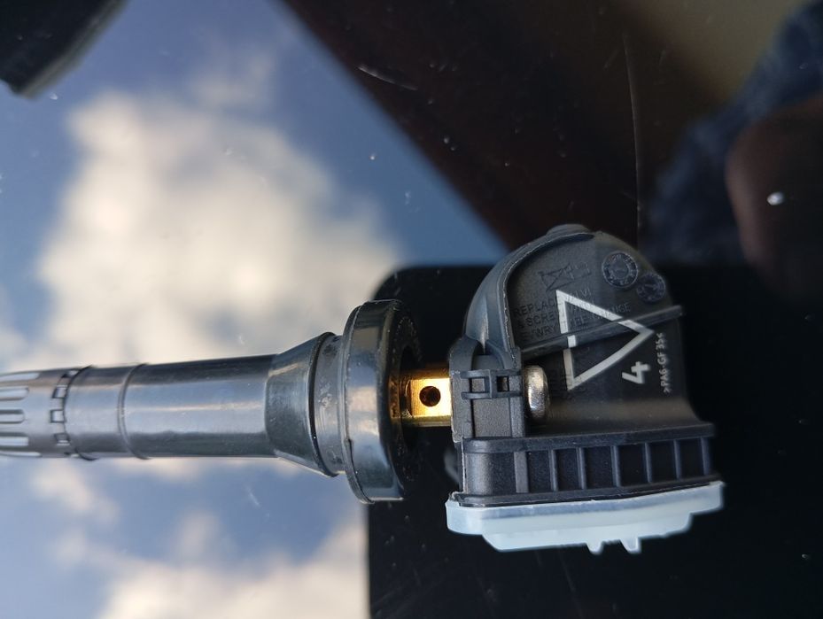 TPMS Czujnik ciśnienia opon  Opel Ampera Antara Astra  Mokka