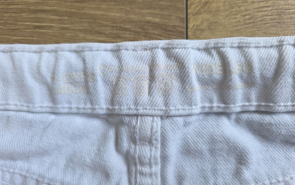 Spodnie Jeansy 140 cm Białe Dziury 9-10 lat Primark Regulowane
