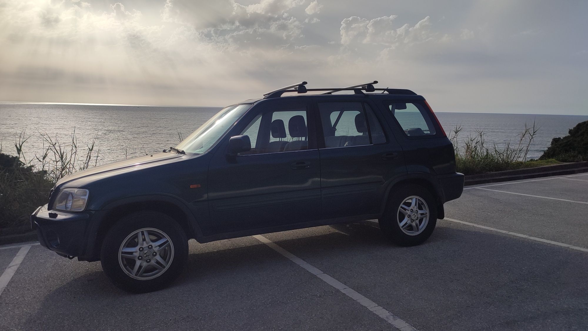 Vendo Honda CRV 2.0 147 CV
Em excelente estado de
