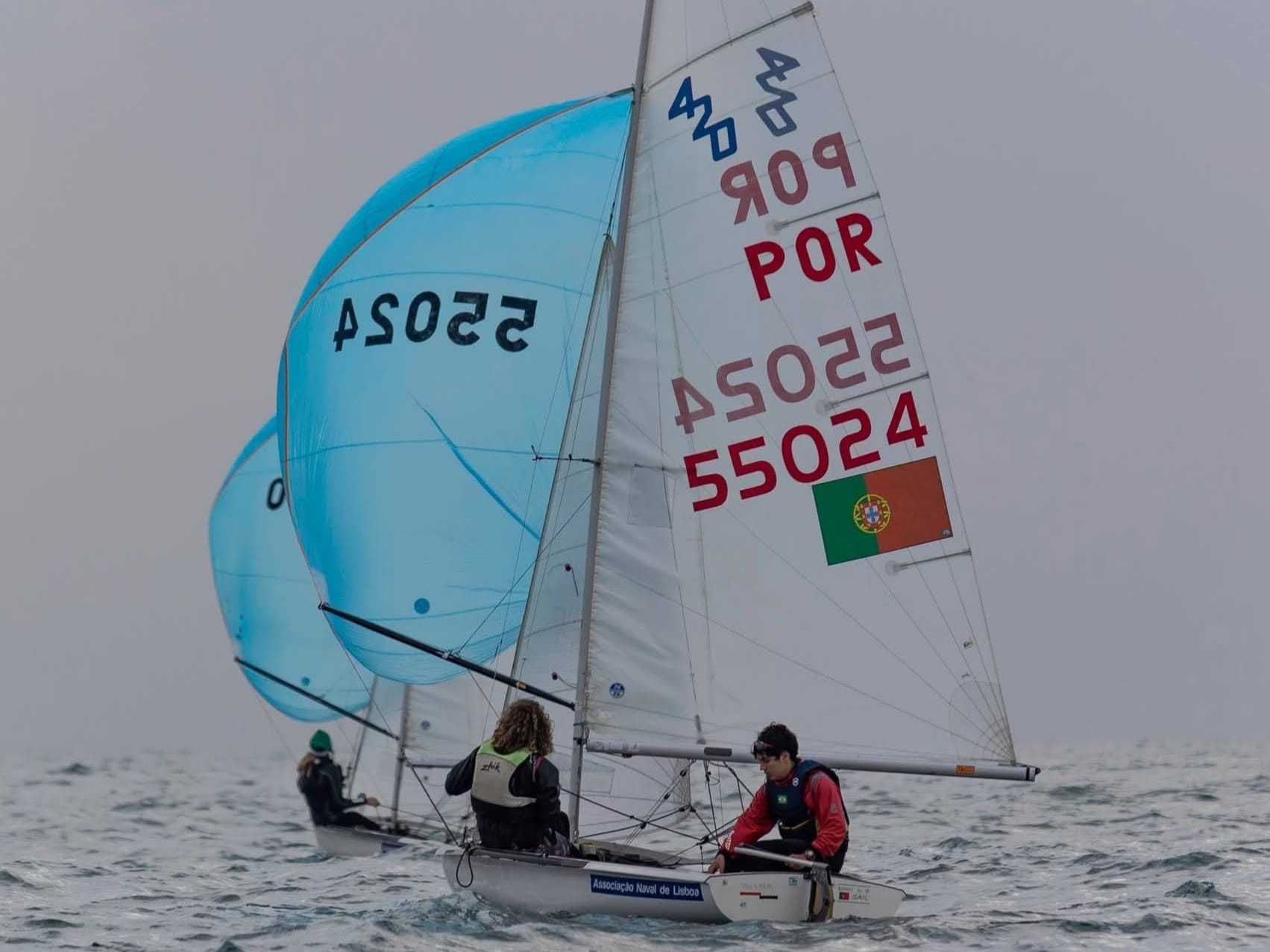 Barco Ziegelmayer Classe 420