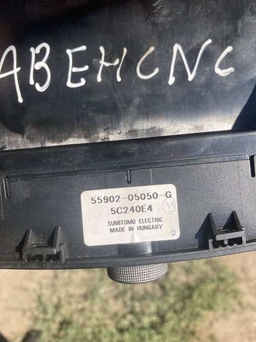 Блок управления климат контролем Yoyota Avensis t-25 2008 2.2