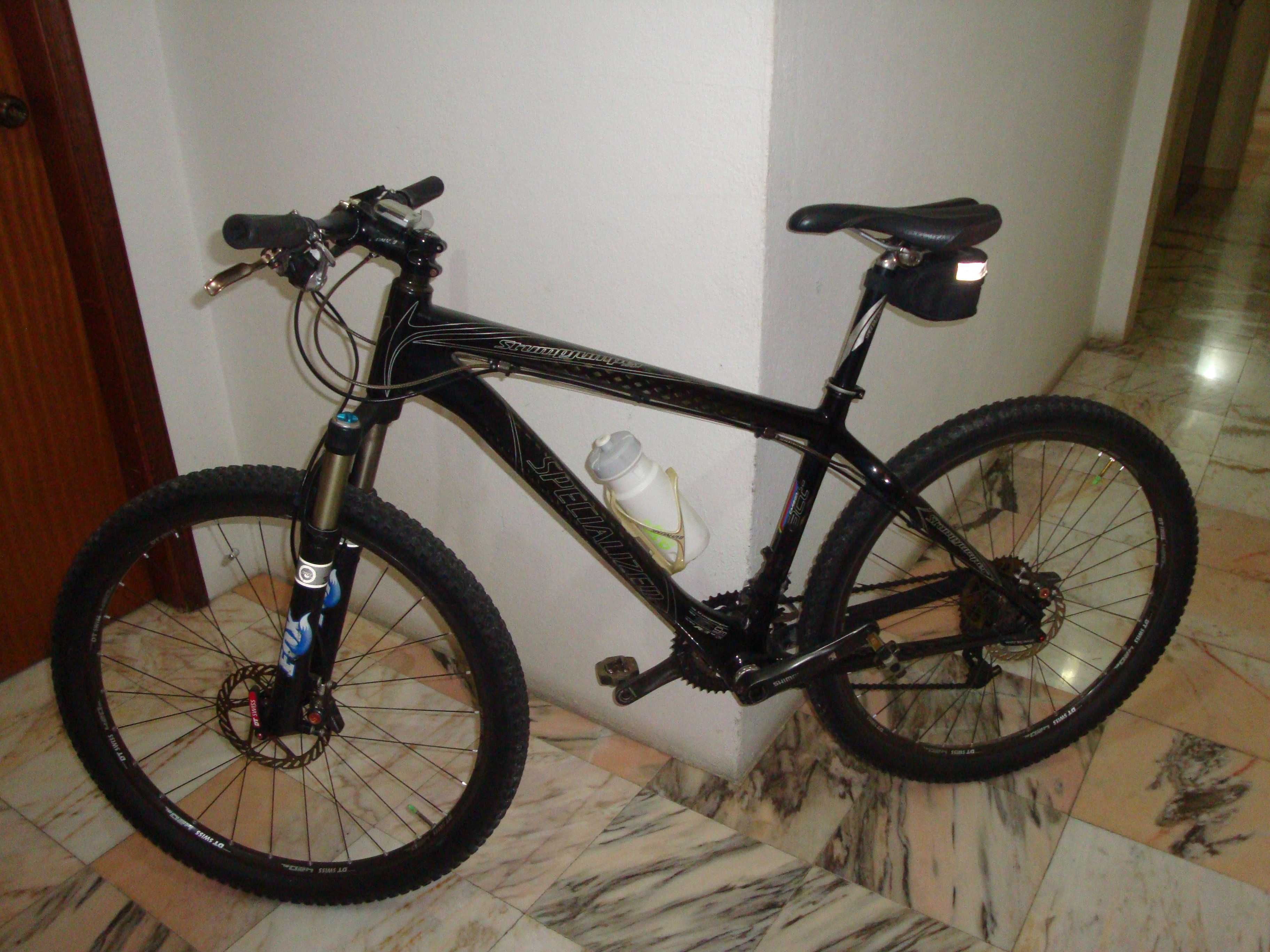 Bicicleta BTT Specialized Stumpjumper Expert (Carbono)