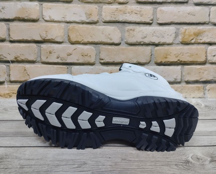 Жіночі білі зимові кросівки Bona 903A 36.37.38.39p