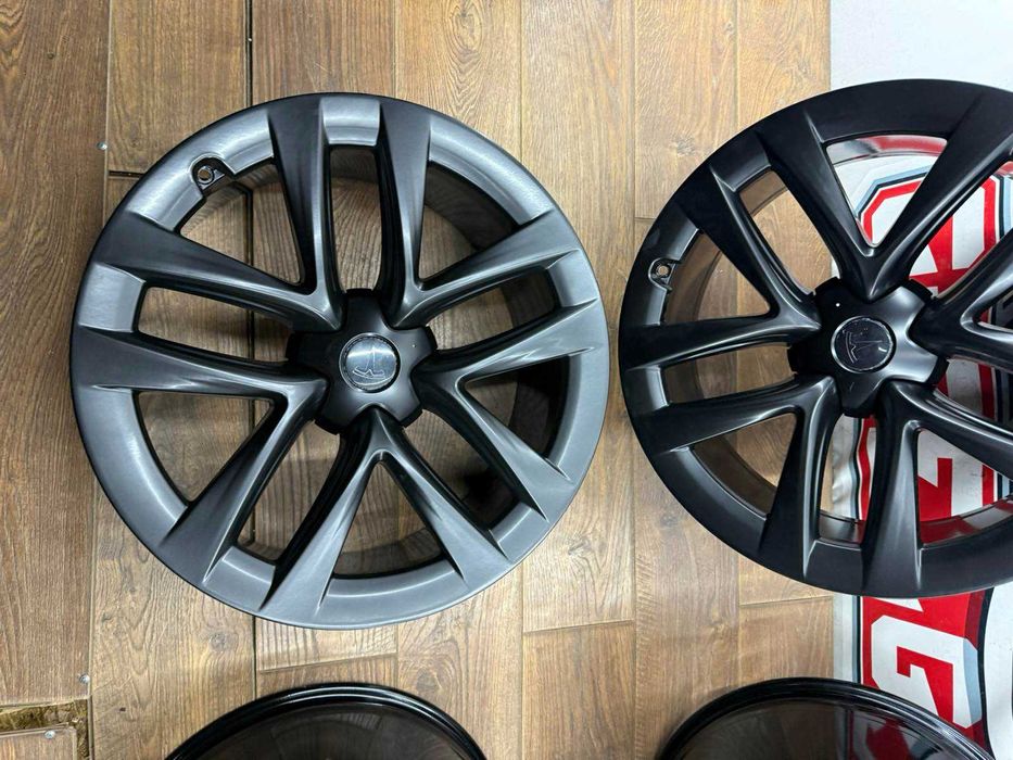Оригінальні різноширокі 21 5.120 TESLA MODEL S PLAID! G-Felgen