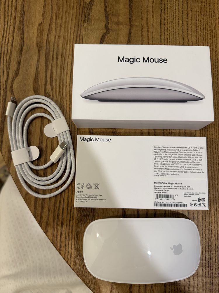 Миша Apple Magic Mouse Wireless (MK2E3ZM/A)