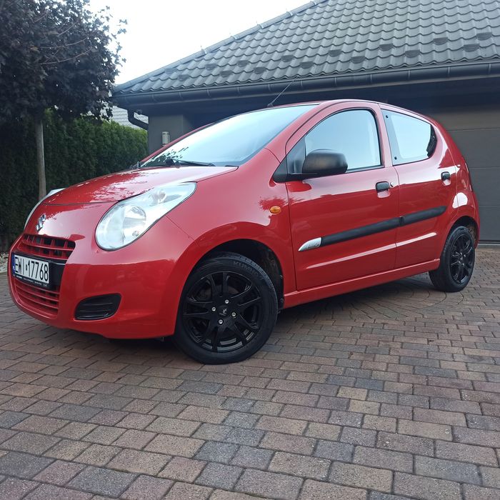 Alto  1,0  Klimatyzacja  , wspomaganie  , dwa  komplety  kół