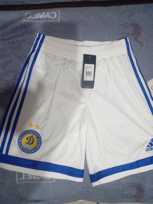 Продам нові шорти Adidas  футбольного клубу Динамо, розмір М та гетри