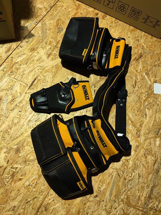 Pas narzędziowy dewalt dwie kieszenie z kaburą