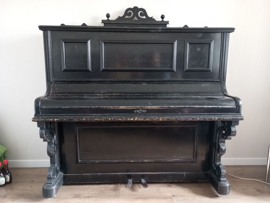 Піаніно Київ 19 століття