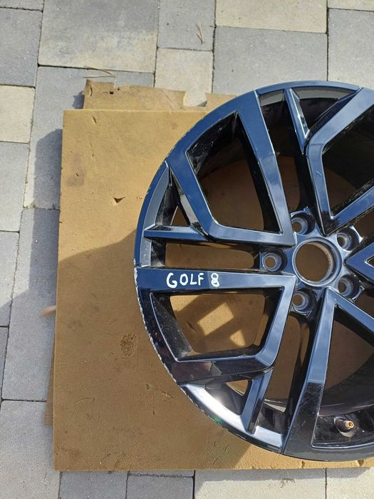 felga vw golf 8 VIII 7,5jx18 et45 5x112 model 5h0601.025k