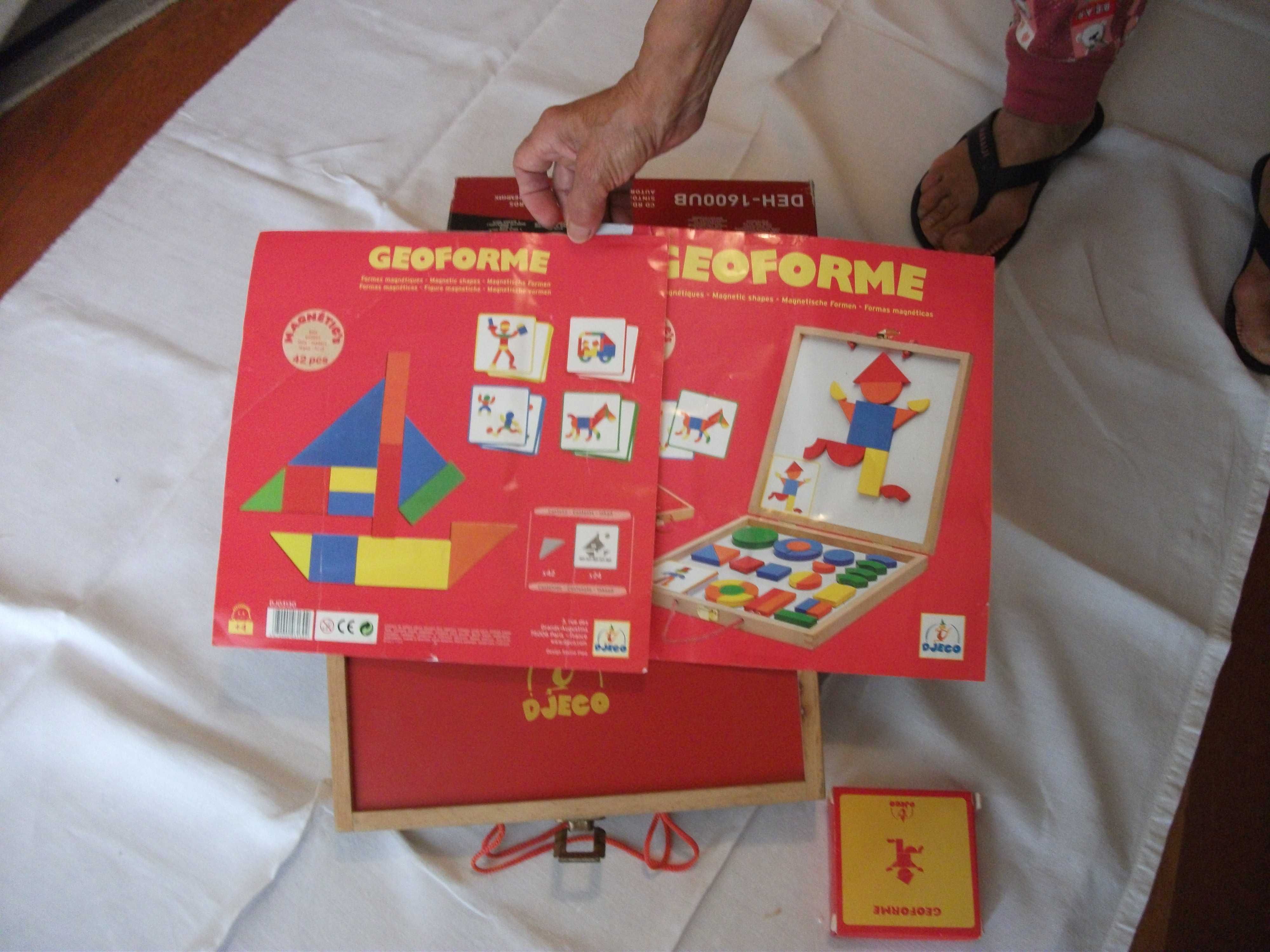 Vendo Tangram abecedário em madeira