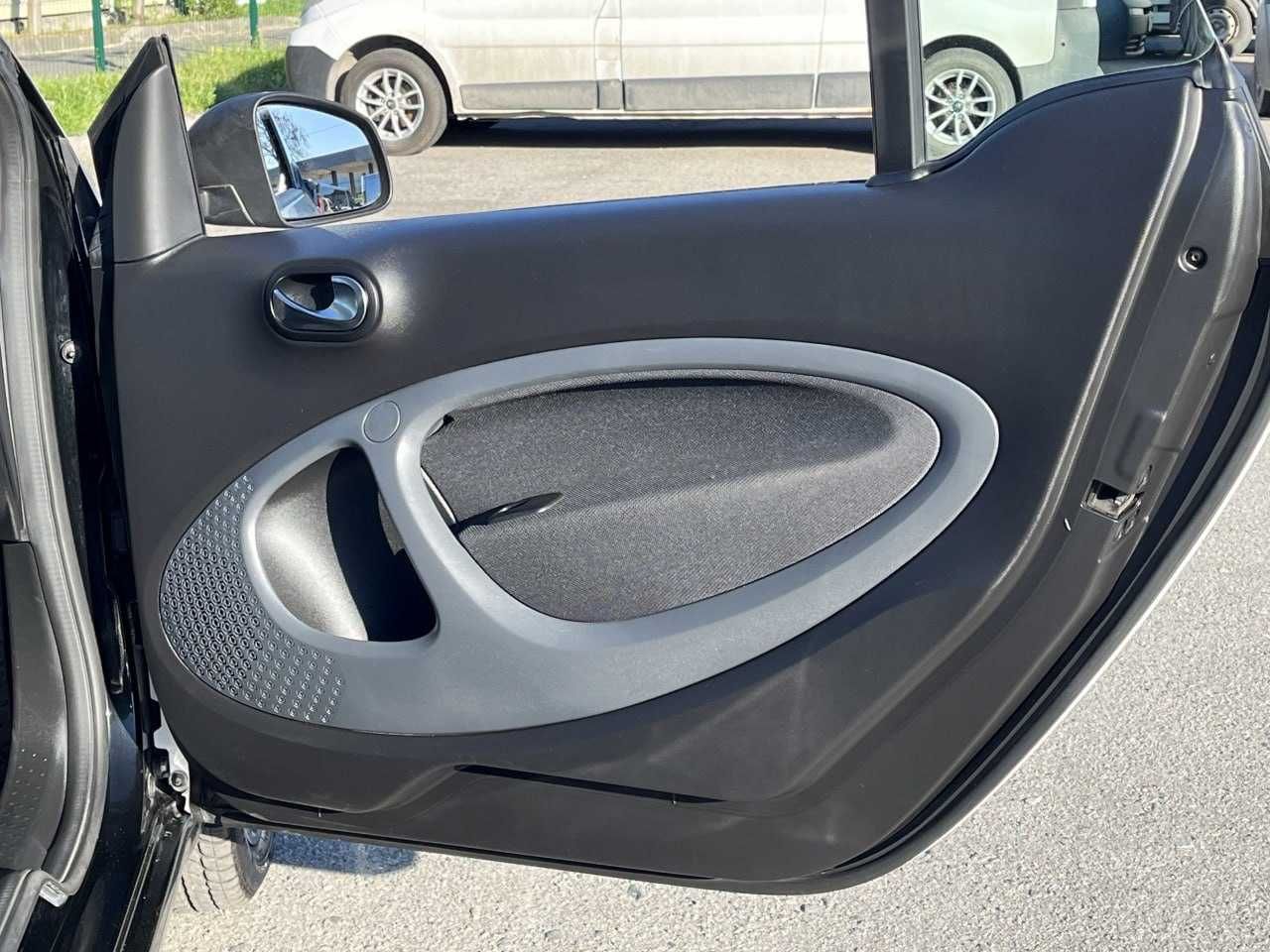 Продам Smart Fortwo 2017. Можна в розстрочку, під викуп