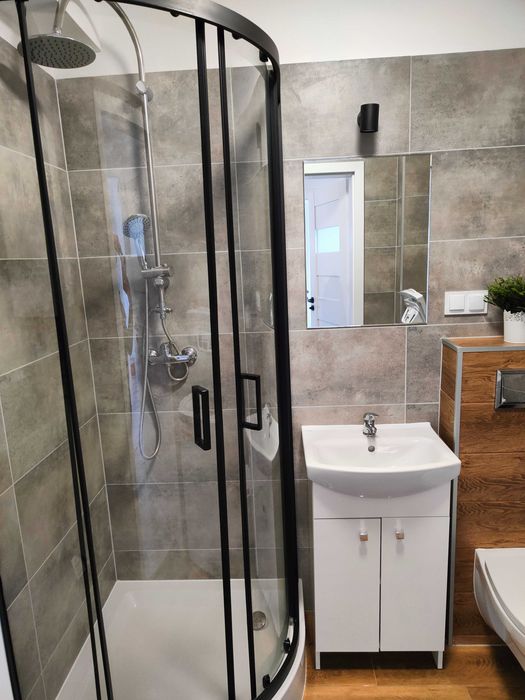 Sosnowiec Mireckiego mieszkanie dla 8 pracowników. Dąbrowa Górnicza