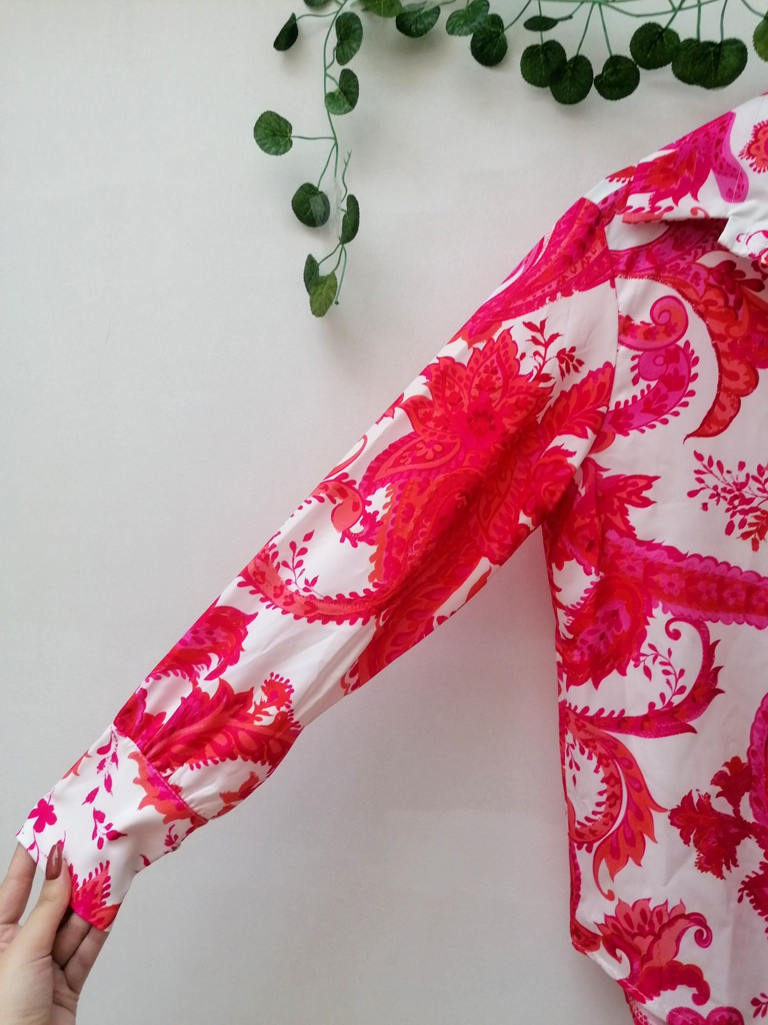 Blusa com Cornucópias