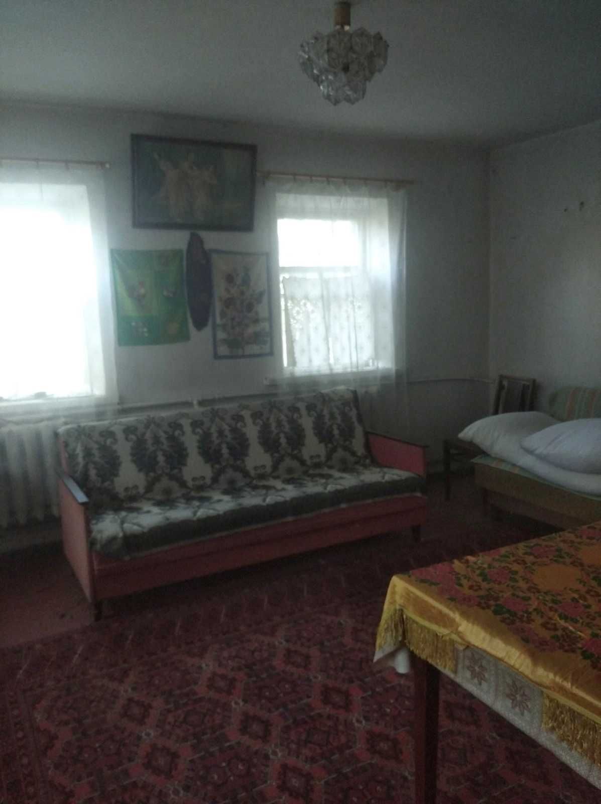 Продам будинок на вул. Підлісна с. Павлівка