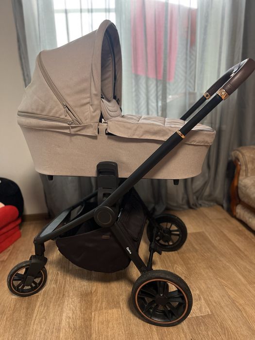 Коляска Carrello Epika 2 в 1