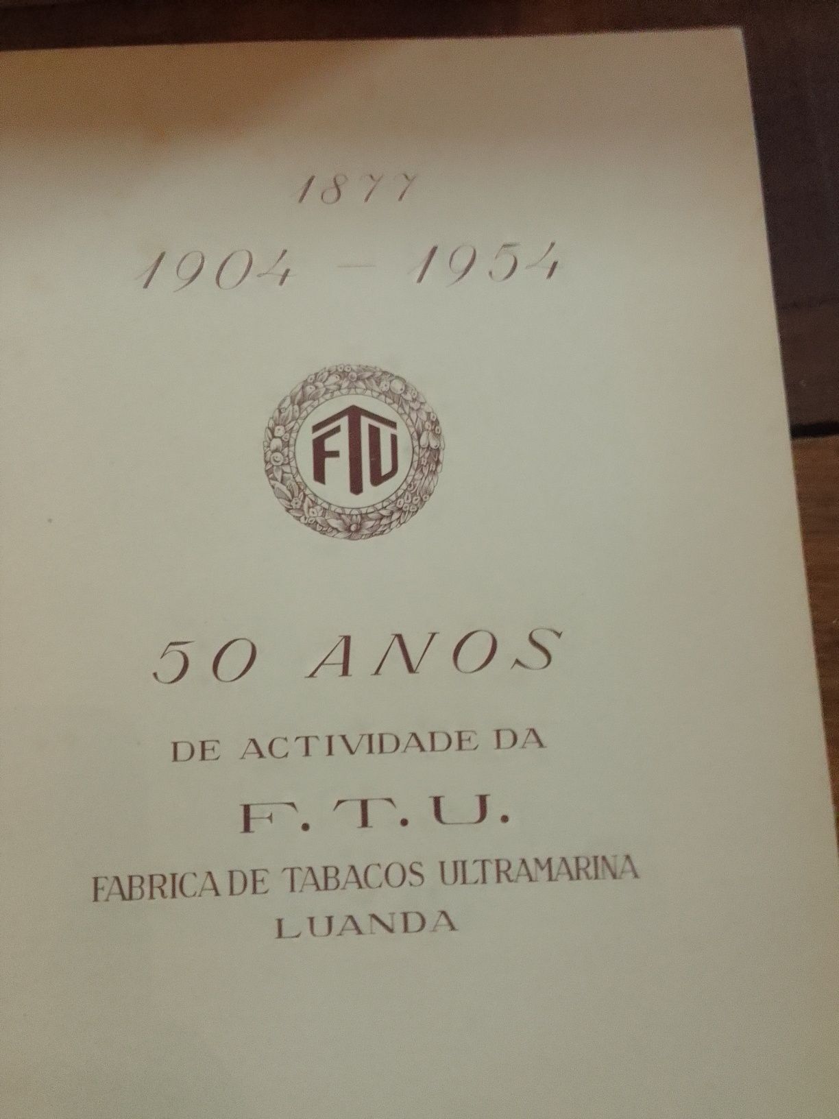 Livro Fábrica de Tabacos Ultramarina