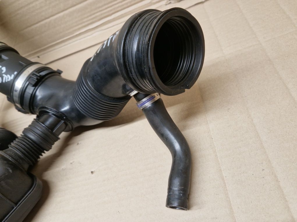 Wąż dolot rezonator rura turbo turbiny 2.0 JTDM 170 KM Alfa Romeo 159