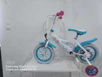 Bicicleta com muito pouco uso