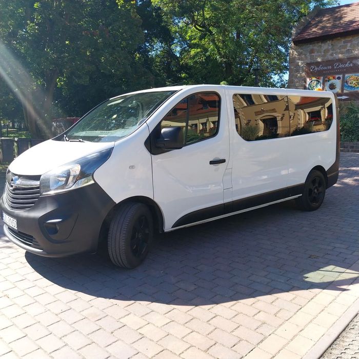 Opel Vivaro Nawigacja kamera tempomat android 9-osób ładny długi alu felgi