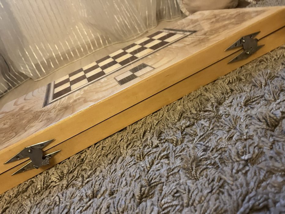 Продам шахмати , нові, дерево натуральне