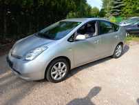 Toyota Prius 1.5 hybrid, stan BDB, bez grama korozji,