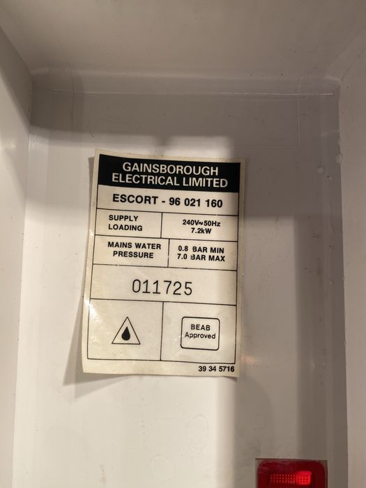 Проточні нагрівачі Electrolux та Gainsborough