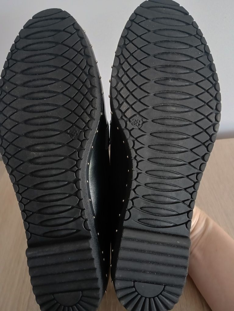 Półbuty damskie, loafersy, mokasyny, lordsy, r. 38