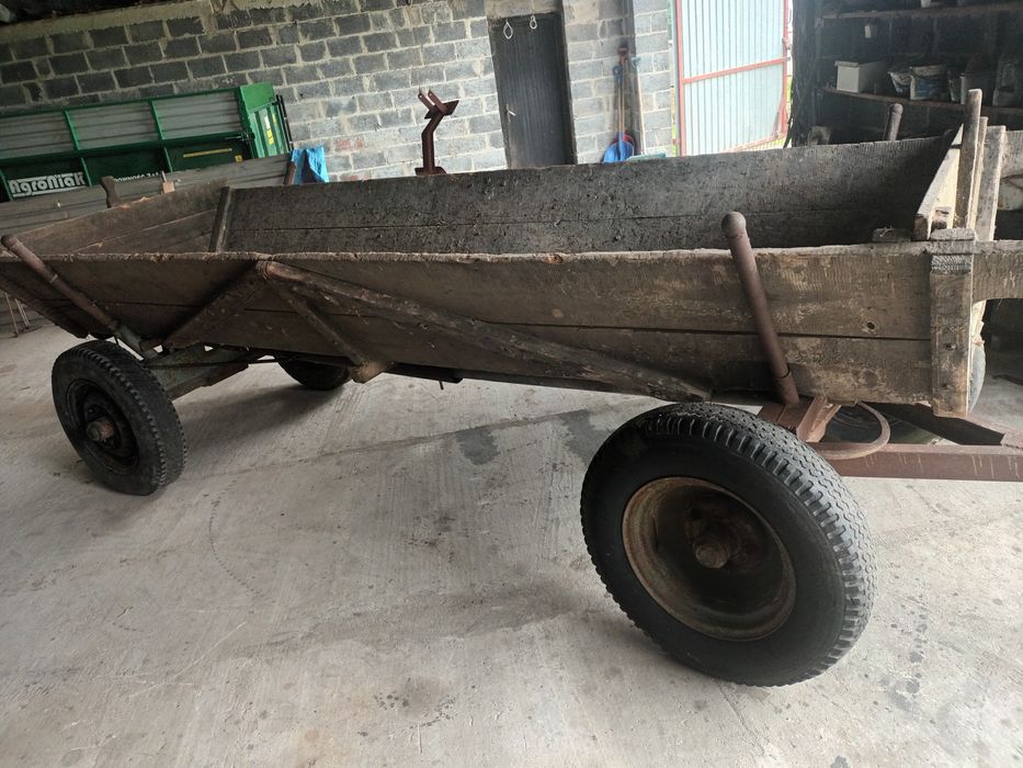 Sprzedam Woz ciągnikowy