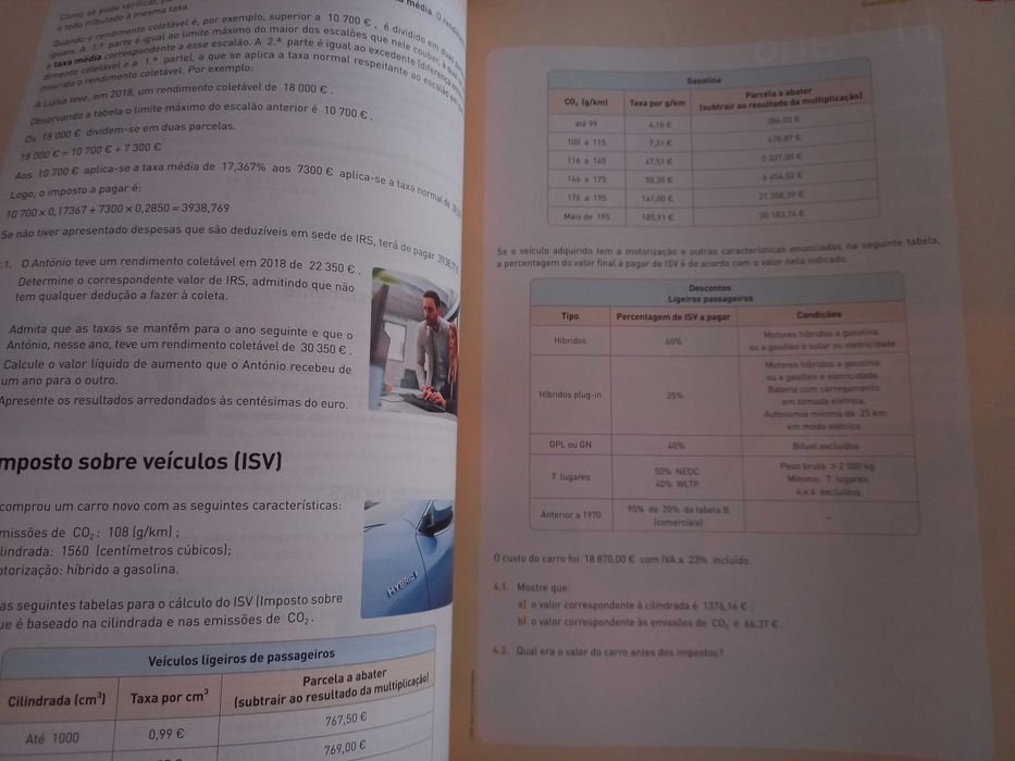 Preparação para o Exame Final Nacional - MACS - 11.º ano