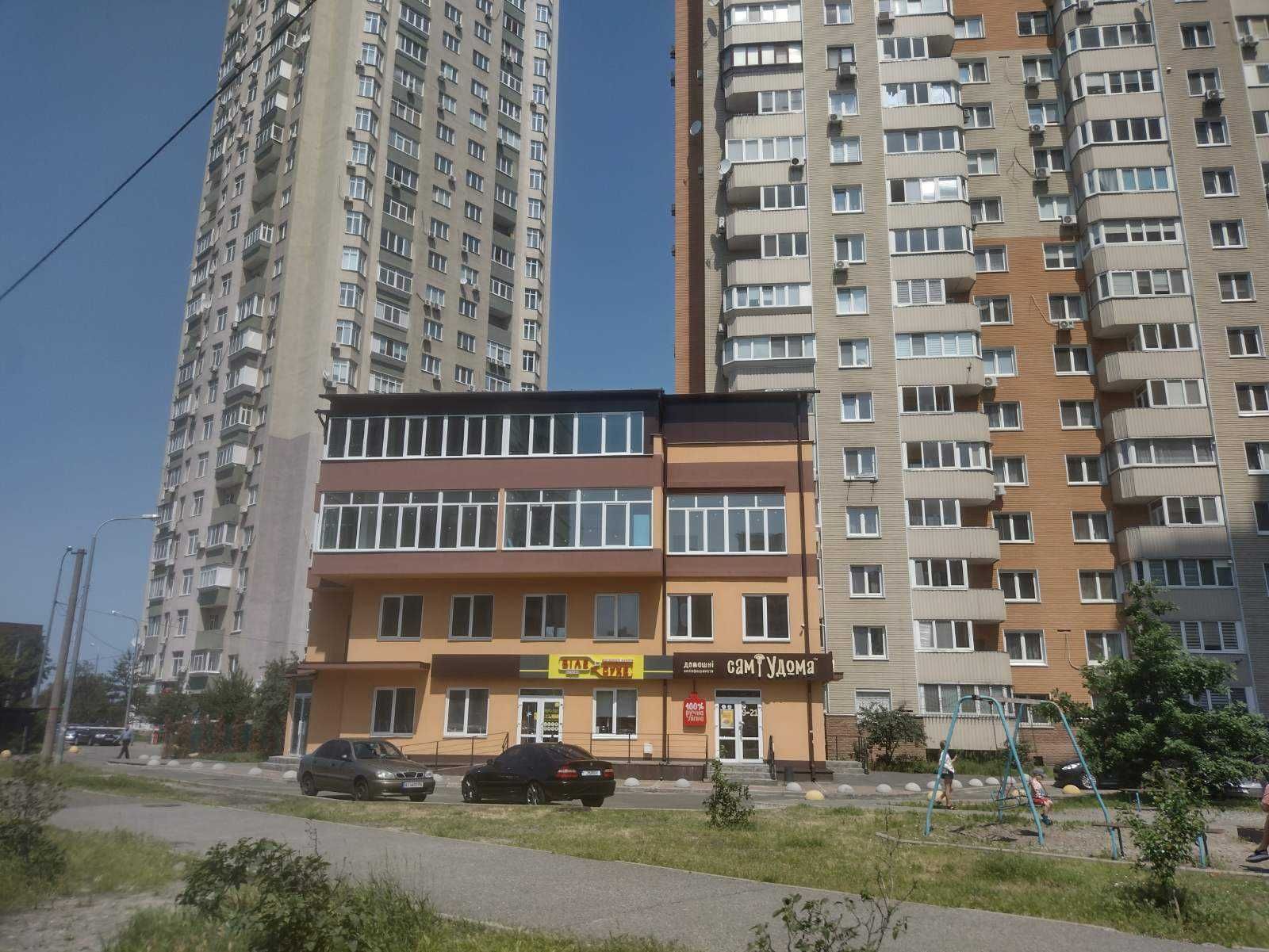 Оренда фасадного приміщення Лаврухіна 16а Троєщина