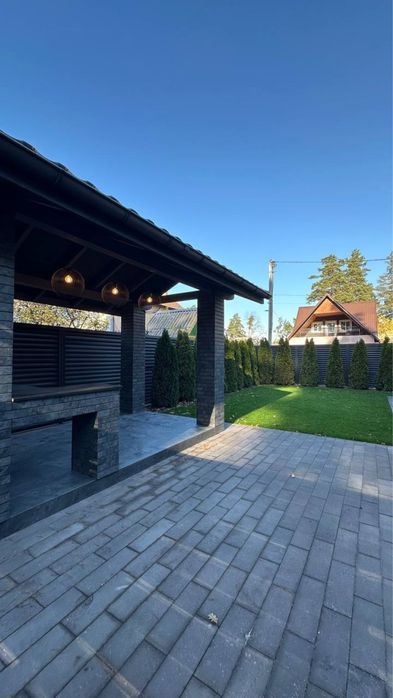 Будинок з новим ремонтом у Лісовій Бучі. Престижна локація, документи