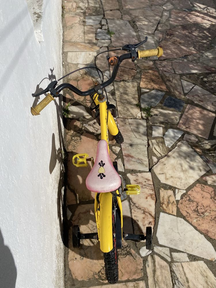 Bicicleta criança com rodinhas