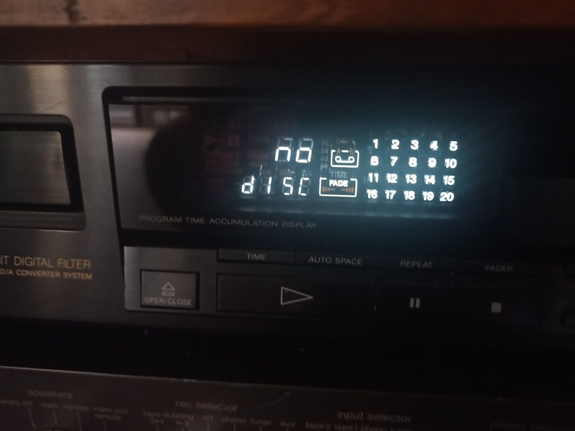 CD player SONY CDP-490 odtwarzacz płyt kompaktowych