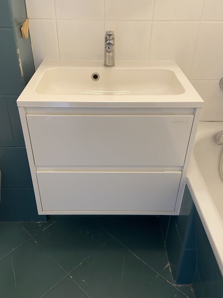 Szafka lazienkowa Oristo + bateria Grohe