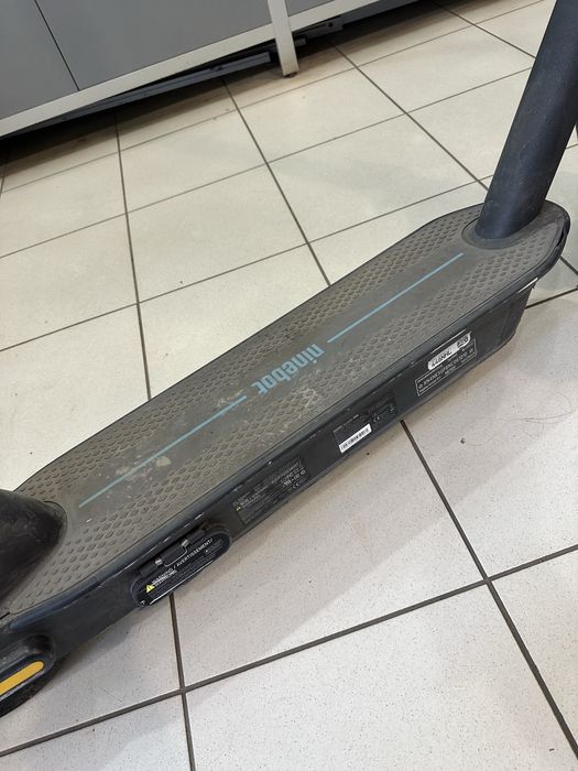 Електросамокат Ninebot KickScooter MAX G30