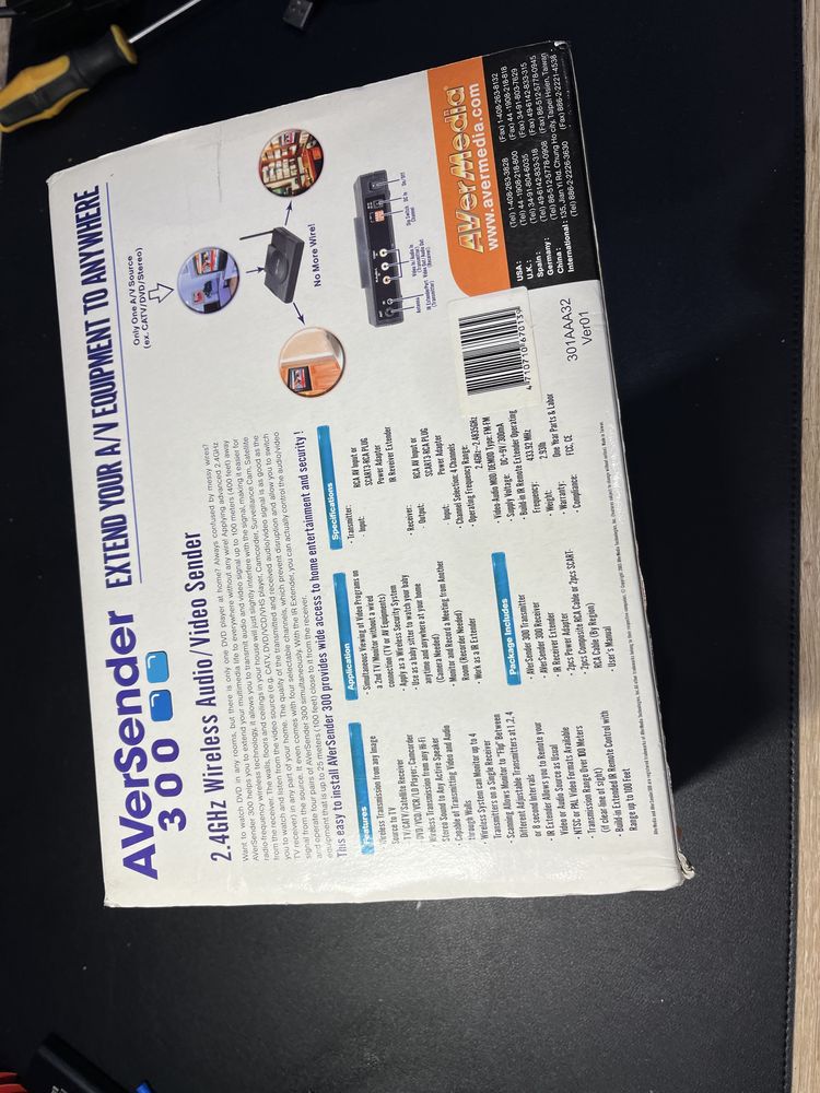 Avermedia AVerSender 300 - bezprzewodowe video/audio RCA SCART