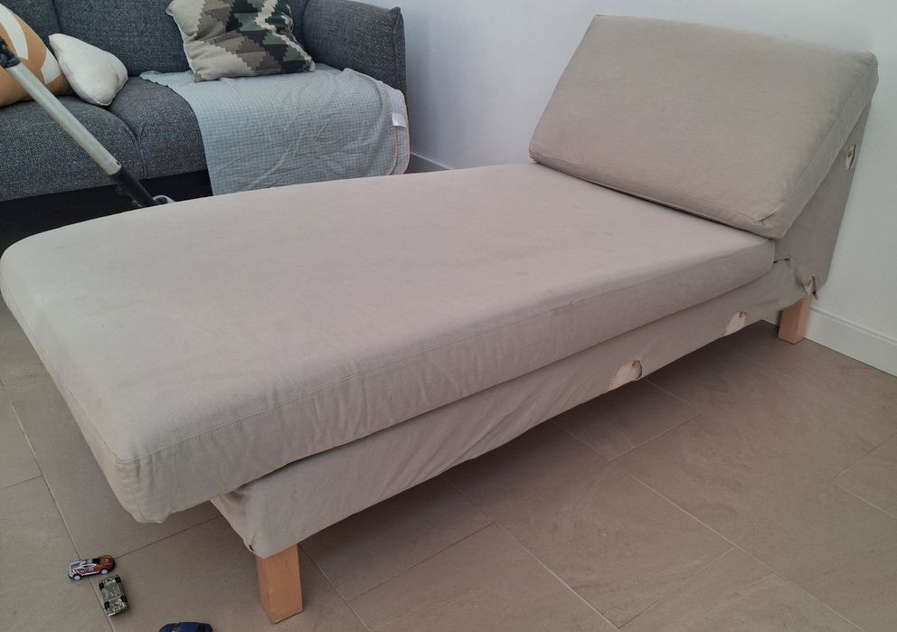 Szezlong  KIVIK  Ikea
