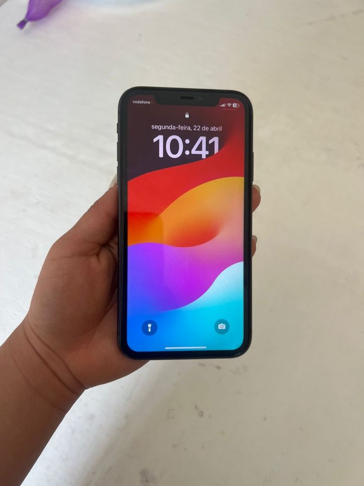 Iphone 11  64g  telemovel como novo