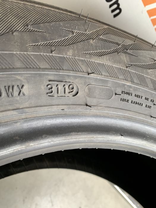 (4шт) 215/65R17 Nokian Hakkapeliitta R3 SUV зимові шини