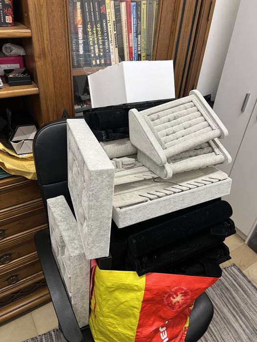 Expositores de joias e relogios