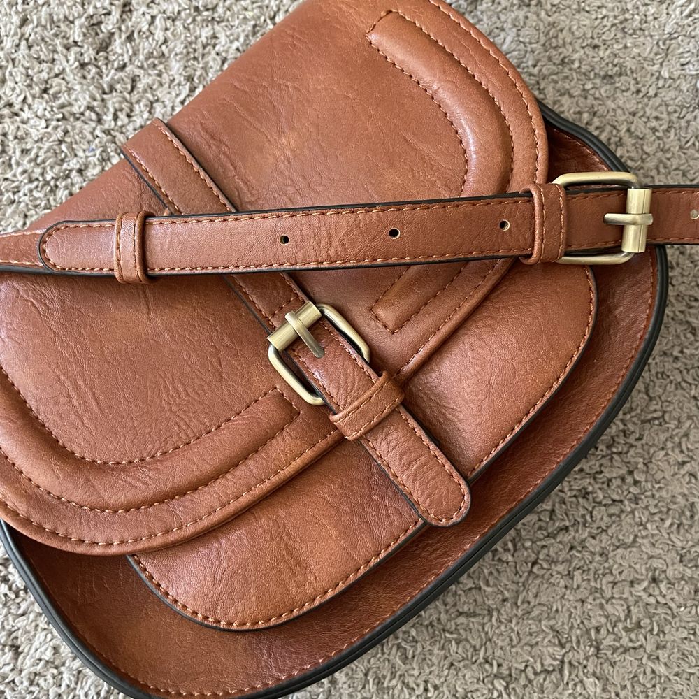 Torebka listonoszka torba typu crossbody skóra ekologiczna