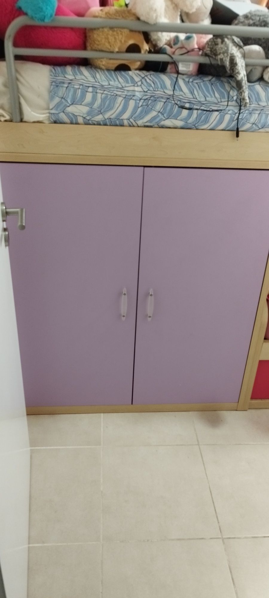 Beliche com colchões