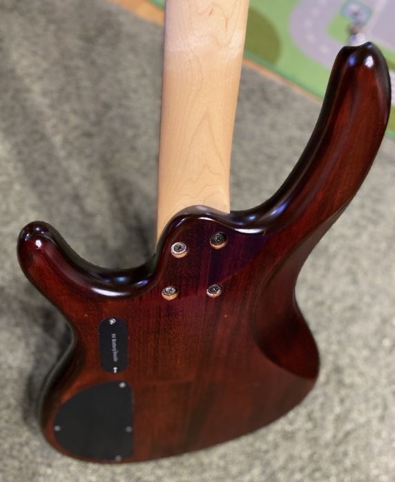 Cort action A Indonesia бас гітара