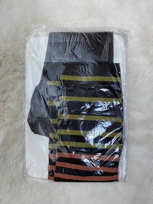 Nowe rajstopy damskie czarne w paski L-3 Panther Wenecja półmatowe