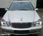 Mercedes W203 C220 CDI de 2003 para peças