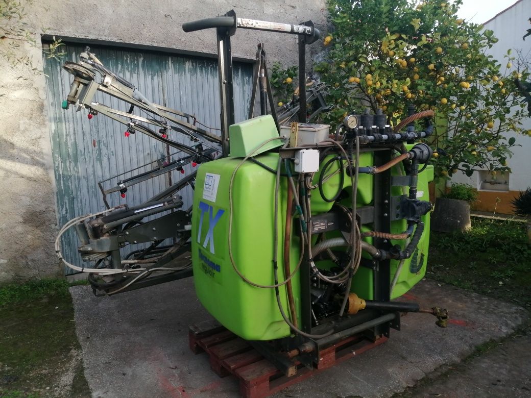 Pulverizador com barras